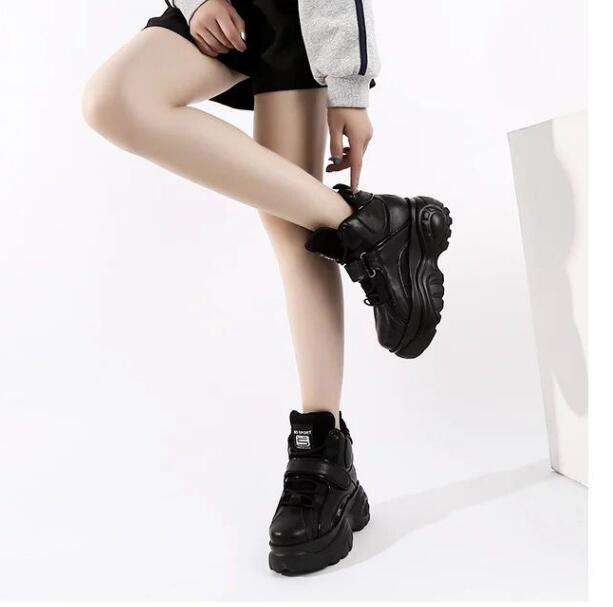 Space High Top Sneakers 5 2872293788261.jpg