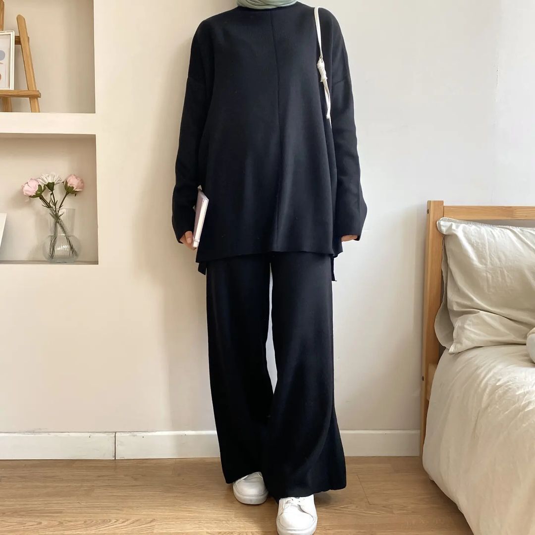 Women's Casual Woolen Sweater Wide-leg Trousers Suit 3 b3c2b498 93b0 4cf3 bd0a 7babc8bcbc72.jpg