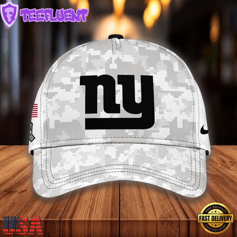 NFL New York Giants Camo 2024 Salute to Service Baseball Cap