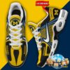 ZNCAA Michigan WolverinesFootball Team Sport Custom Max Plus Shoes